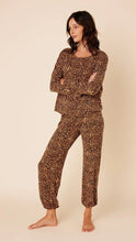 Load image into Gallery viewer, Wildcat Pima Knit Pullover

