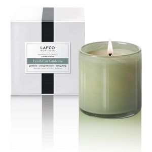 Fresh Cut Gardenia/Living Room Signature Candle 15.5 oz