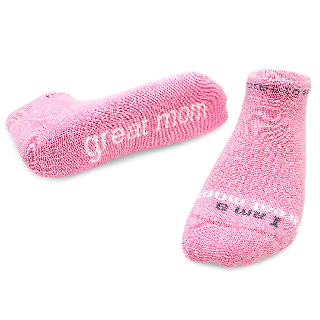 I Am A Great Mom Socks - Pink